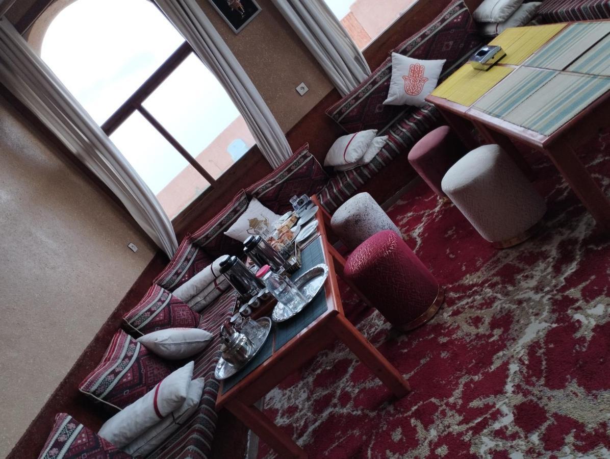 Ostello Dar Al Qanass Imane Midelt Esterno foto