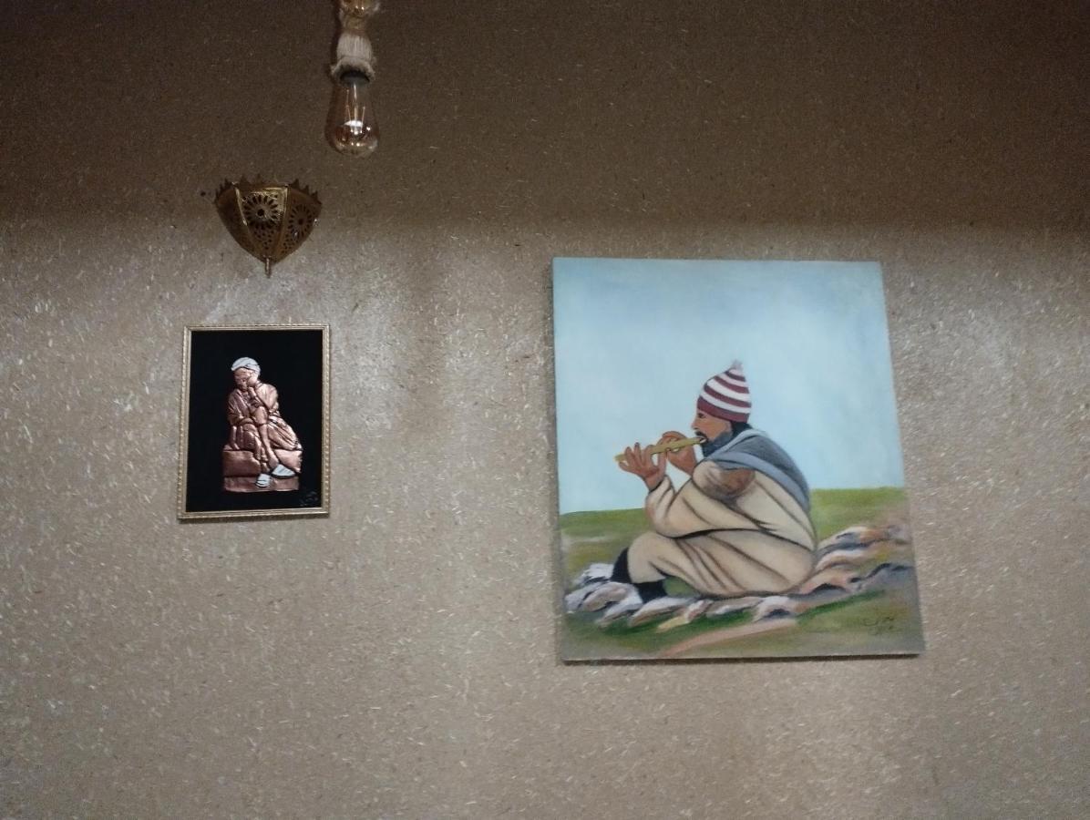 Ostello Dar Al Qanass Imane Midelt Esterno foto