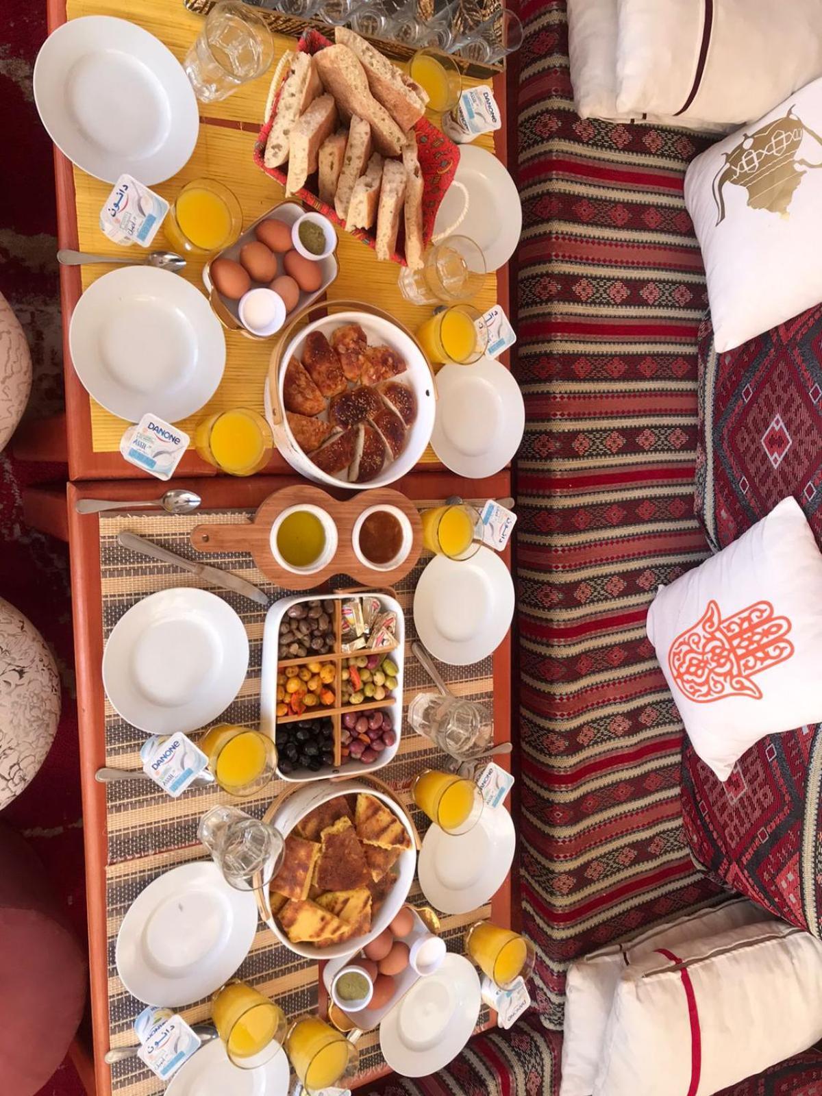 Ostello Dar Al Qanass Imane Midelt Esterno foto