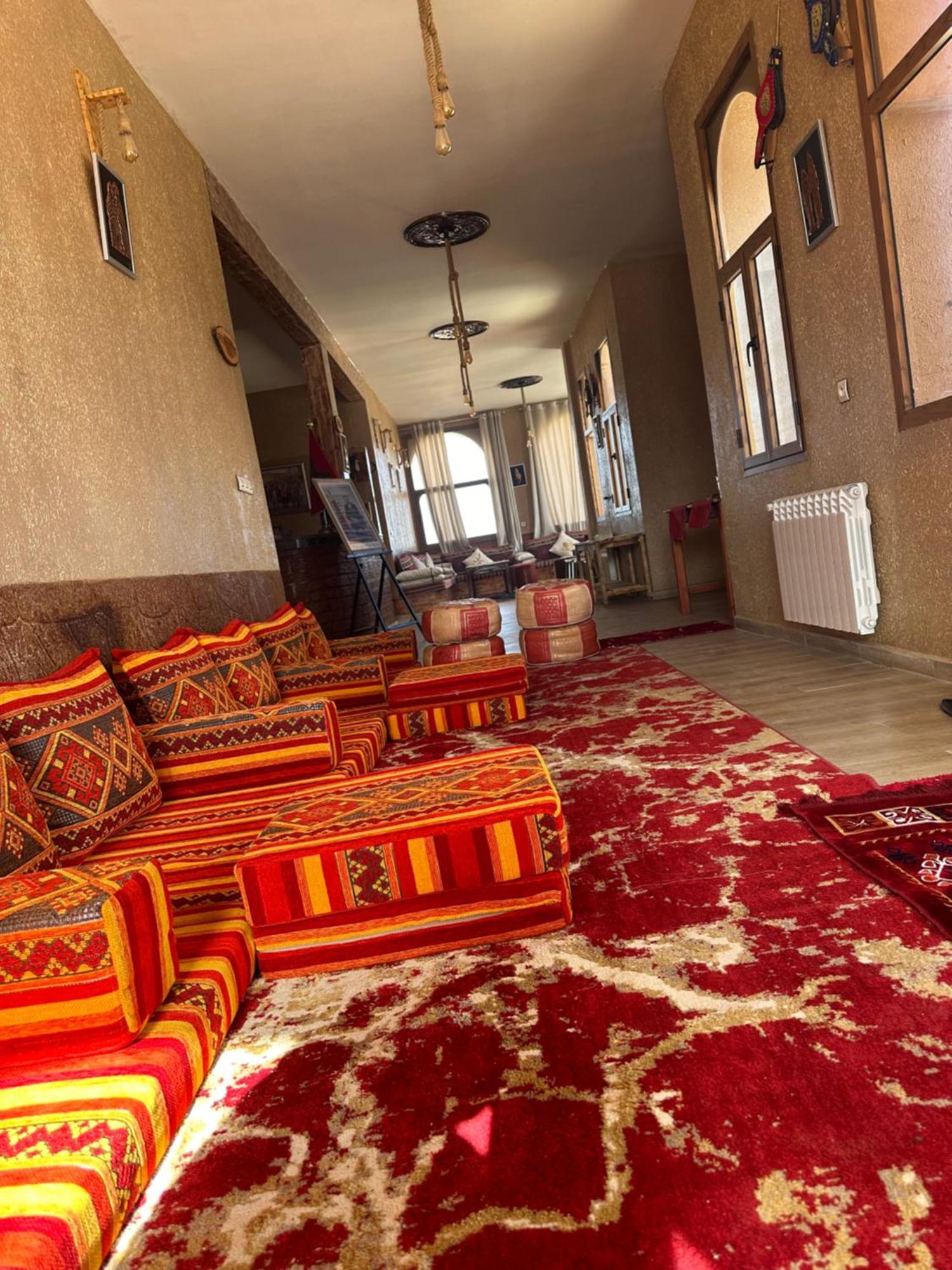 Ostello Dar Al Qanass Imane Midelt Esterno foto