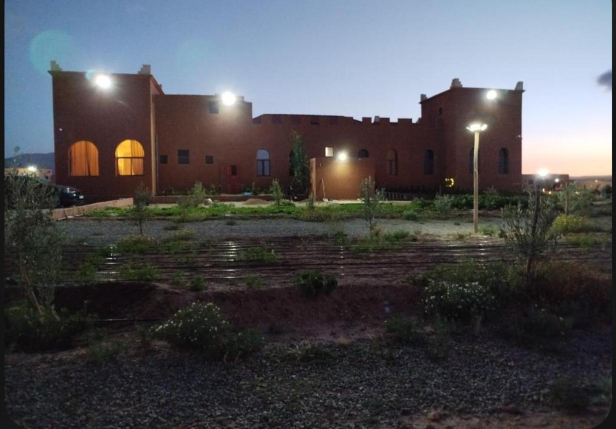 Ostello Dar Al Qanass Imane Midelt Esterno foto