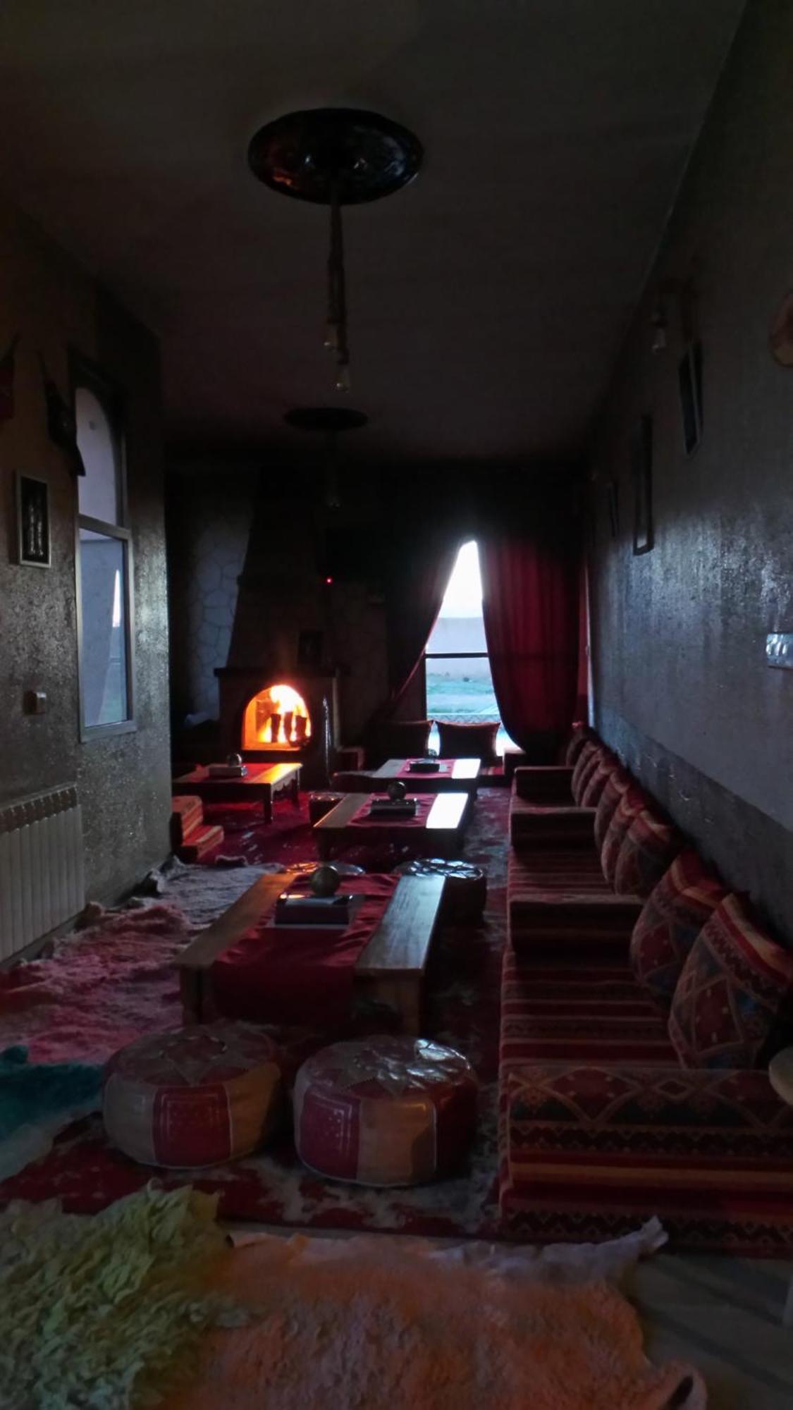 Ostello Dar Al Qanass Imane Midelt Esterno foto